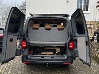Gebraucht VW Transporter 140 PS (102 kW) 2016 Grau Van