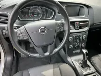 Gebraucht Volvo V40 Kinetic 122 PS (89 kW) 2018 Silber Limousine