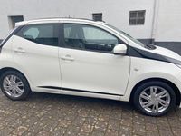 Gebraucht Toyota Aygo X-wave 69 PS (50 kW) 2015 Weiß Kleinwagen