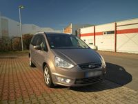 Gebraucht Ford Galaxy Titanium 222 PS (163 kW) 2011 Braun Van / Kleinbus