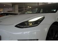 Gebraucht Tesla Model 3 Performance 461 kW (627 PS) 2021 Pearl white multicoat Limousine