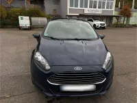 Gebraucht Ford Fiesta Trend 80 PS (58 kW) 2014 Blau Kleinwagen
