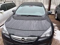 Gebraucht Opel Astra GTC Innovation 179 PS (131 kW) 2012 Schwarz Limousine