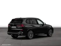 Gebraucht BMW X5 M Sport 286 PS (210 kW) 2025 Schwarz SUV