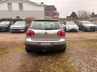 Gebraucht VW Golf V 102 PS (75 kW) 2005 Grau Kleinwagen