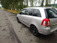 Gebraucht Opel Zafira Selection 150 PS (110 kW) 2010 Silber Van / Kleinbus