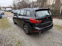 Gebraucht BMW 216 Sport Line 109 PS (80 kW) 2019 Schwarz Van / Kleinbus