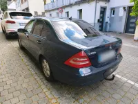 Gebraucht Mercedes C220 143 PS (105 kW) 2002 Blau Limousine