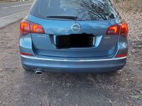 Gebraucht Opel Astra Edition 165 PS (121 kW) 2014 Blau Kombi