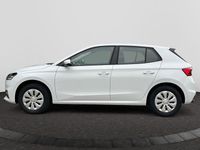 Neu Skoda Fabia Essence 80 PS (58 kW) 2025 Weiß Limousine