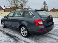 Gebraucht Skoda Octavia Elegance 150 PS (110 kW) 2015 Grau Kleinwagen
