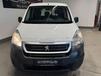 Gebraucht Peugeot Partner Comfort plus 99 PS (72 kW) 2016 Weiß Van / Kleinbus