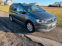 Gebraucht VW Touran Highline 150 PS (110 kW) 2020 Grau Van / Kleinbus