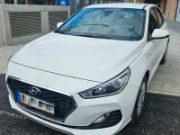 Gebraucht Hyundai i30 99 PS (72 kW) 2019 Weiß Limousine