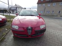 Gebraucht Alfa Romeo 147 Distinctive 105 PS (77 kW) 2001 Rot Kleinwagen
