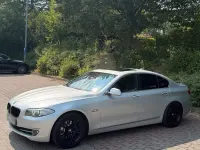 Gebraucht BMW 530 258 PS (189 kW) 2012 Grau Limousine