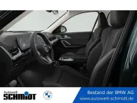 Gebraucht BMW X1 Comfort Edition 163 PS (119 kW) 2025 (grün)  cape york green SUV