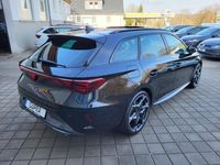 Gebraucht Cupra Leon 150 PS (110 kW) 2025 Midnight schwarz metallic Kombi