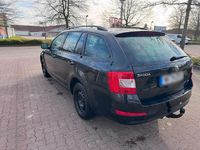 Gebraucht Skoda Octavia 150 PS (110 kW) 2014 Schwarz Kleinwagen