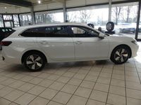 Gebraucht VW Passat Business 150 PS (110 kW) 2025 Weiß Kombi