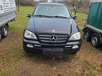 Second-hand Mercedes ML400 2004 Negru SUV