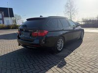 Gebraucht BMW 320 Sport Line 184 PS (135 kW) 2014 Schwarz Kombi