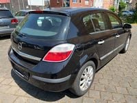 Gebraucht Opel Astra Basis 105 PS (77 kW) 2004 Schwarz Limousine