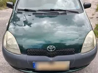 Gebraucht Toyota Yaris Terra 68 PS (50 kW) 2001 Grün Kleinwagen
