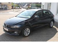 Gebraucht VW Polo Highline 95 PS (69 kW) 2021 Deep black (metallic) Limousine