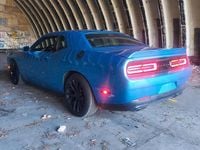 Second-hand Dodge Challenger 372 CP (273 kW) 2018 Albastru Coupe