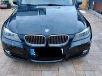 Gebraucht BMW 325 204 PS (150 kW) 2010 Schwarz Kombi