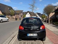 Gebraucht Mitsubishi Space Star 71 PS (52 kW) 2015 Schwarz Kleinwagen