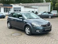 Gebraucht Kia Ceed Vision 90 PS (66 kW) 2010 Grau Kleinwagen