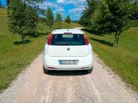 Gebraucht Fiat Grande Punto 65 PS (47 kW) 2009 Weiß Kleinwagen