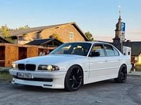Gebraucht BMW 750 Performance 326 PS (239 kW) 1998 Weiß Limousine