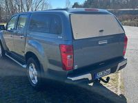 Second-hand Isuzu D-Max 163 CP (119 kW) 2013 Albastru SUV