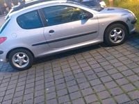 Gebraucht Peugeot 206 75 PS (55 kW) 2003 Silber Coupé