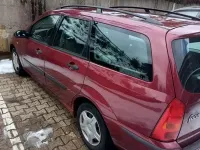 Usata Ford Focus 100 CV (73 kW) 2002 Rosso Station wagon