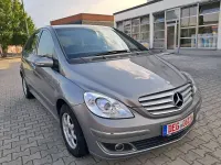 Gebraucht Mercedes B150 95 PS (69 kW) 2008 Seidengrau/lichtgrau/irongrey Van / Kleinbus