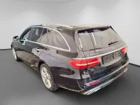 Gebraucht Mercedes E300 Avantgarde 306 PS (225 kW) 2022 Schwarz Kombi