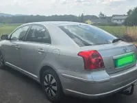 Gebraucht Toyota Avensis 129 PS (94 kW) 2004 Grau Limousine