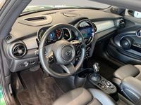 Gebraucht Mini Cooper SE 135 kW (184 PS) 2023 Grün Kleinwagen