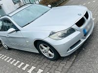 Gebraucht BMW 318 122 PS (89 kW) 2006 Grau Kombi