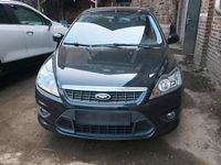 Gebraucht Ford Focus 149 PS (109 kW) 2010 Schwarz Kombi