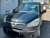 Gebraucht Hyundai i10 67 PS (49 kW) 2011 Schwarz Kleinwagen
