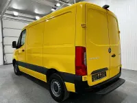 Używany Mercedes Sprinter 163 KM (119 kW) 2020 Żółty Van