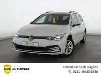 Gebraucht VW Golf VIII Life 131 PS (96 kW) 2023 Weiß Kombi