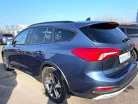 Gebraucht Ford Focus Active 150 PS (110 kW) 2020 Chromablau metallic (metallic) Kombi