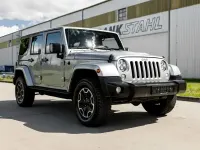 Gebraucht Jeep Wrangler Unlimited Rubicon 284 PS (208 kW) 2014 Silber SUV