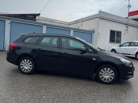Gebraucht Opel Astra 110 PS (80 kW) 2014 Kombi